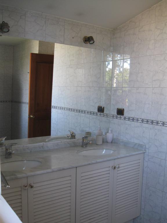 Hostal Entre Araucarias Temuco Ruang foto