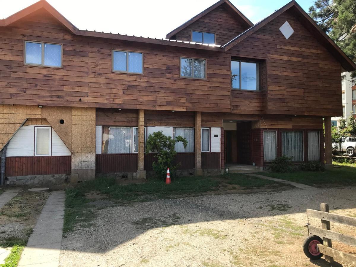 Hostal Entre Araucarias Temuco Bagian luar foto