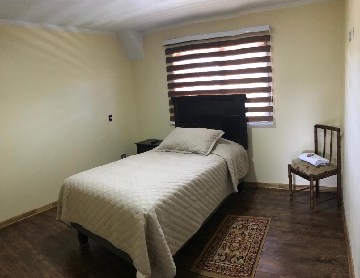 Hostal Entre Araucarias Temuco Bagian luar foto